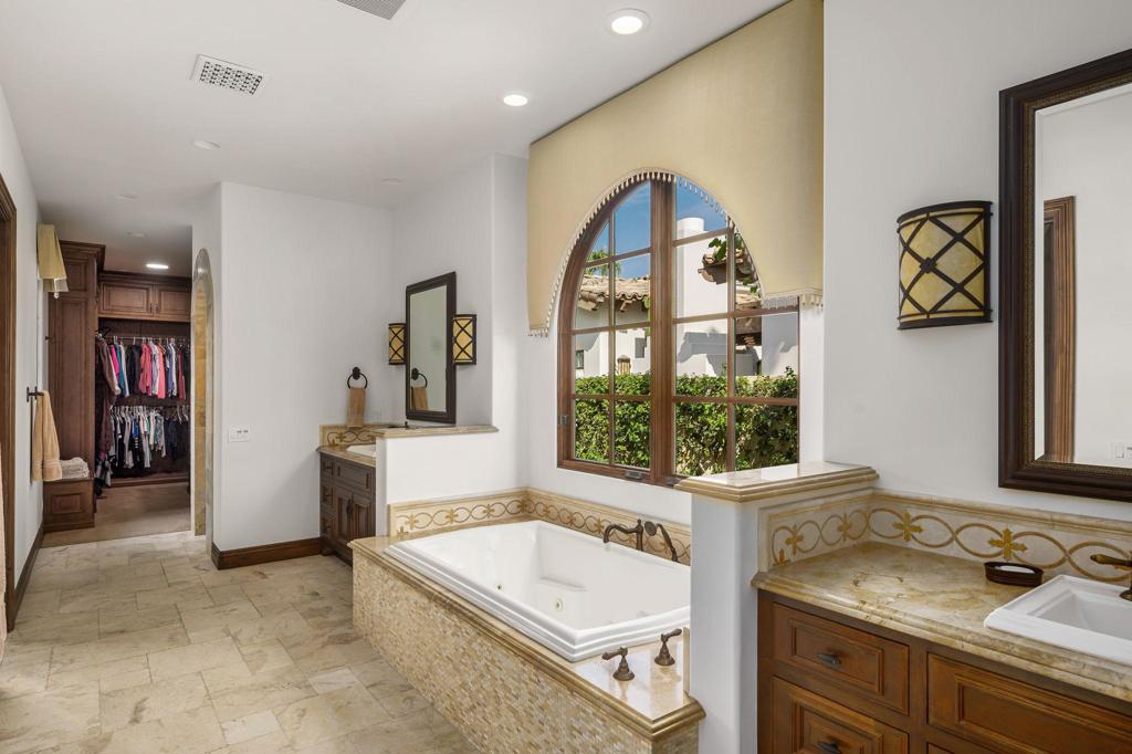 The Hideaway - Residential