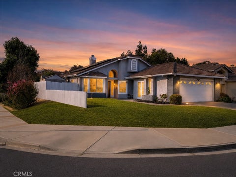 Photo of 39502 Cedarwood Dr DR, Murrieta, CA 92563 (MLS # SW26131285)