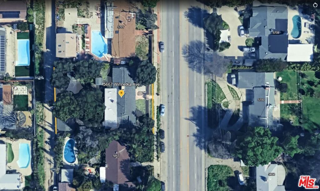Photo of 5667 Winnetka Avenue, Woodland Hills, CA 91367 (MLS # 25577553)