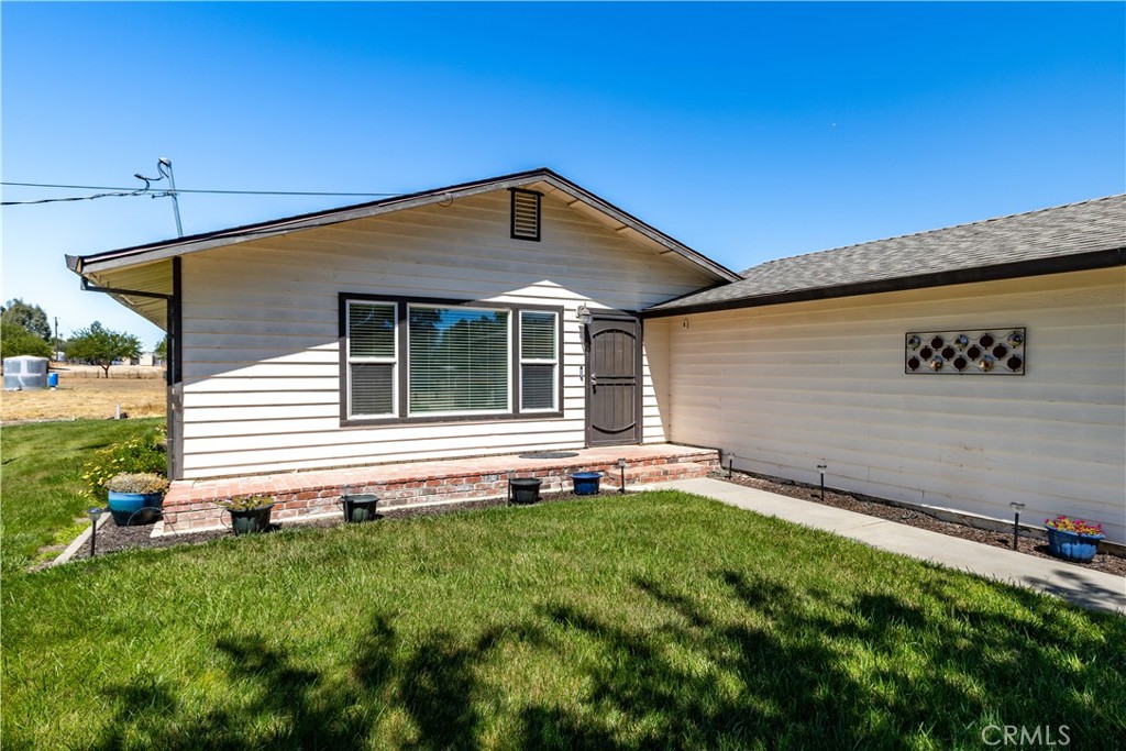 5095 Whispering Oak Way