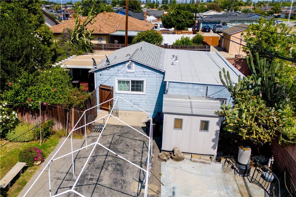 5106 N Glendora