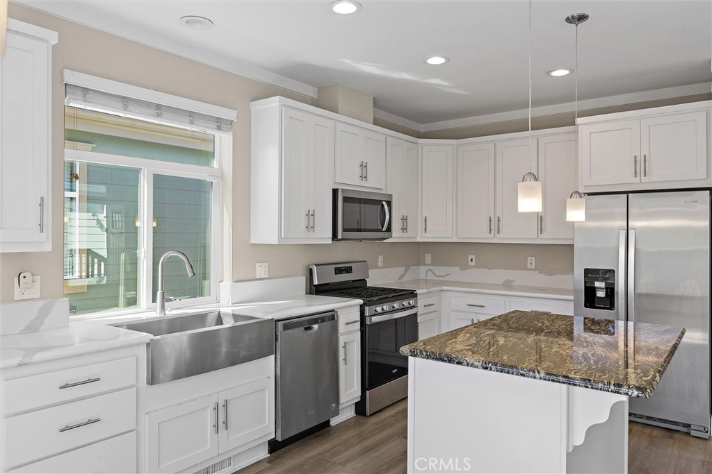 PROPERTIES 1460 Main 112