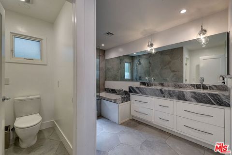 Tiny photo for 10832 Wrightwood Lane, Studio City, CA 91604 (MLS # 26642189)