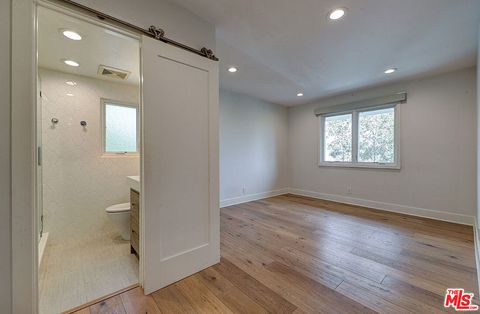 Tiny photo for 10832 Wrightwood Lane, Studio City, CA 91604 (MLS # 26642189)