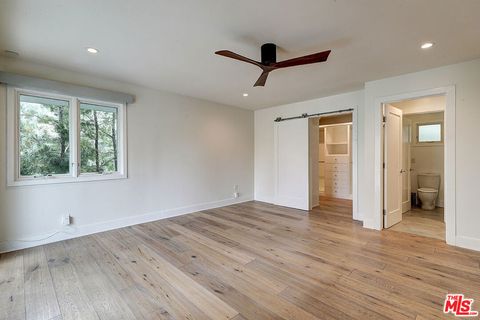 Tiny photo for 10832 Wrightwood Lane, Studio City, CA 91604 (MLS # 26642189)