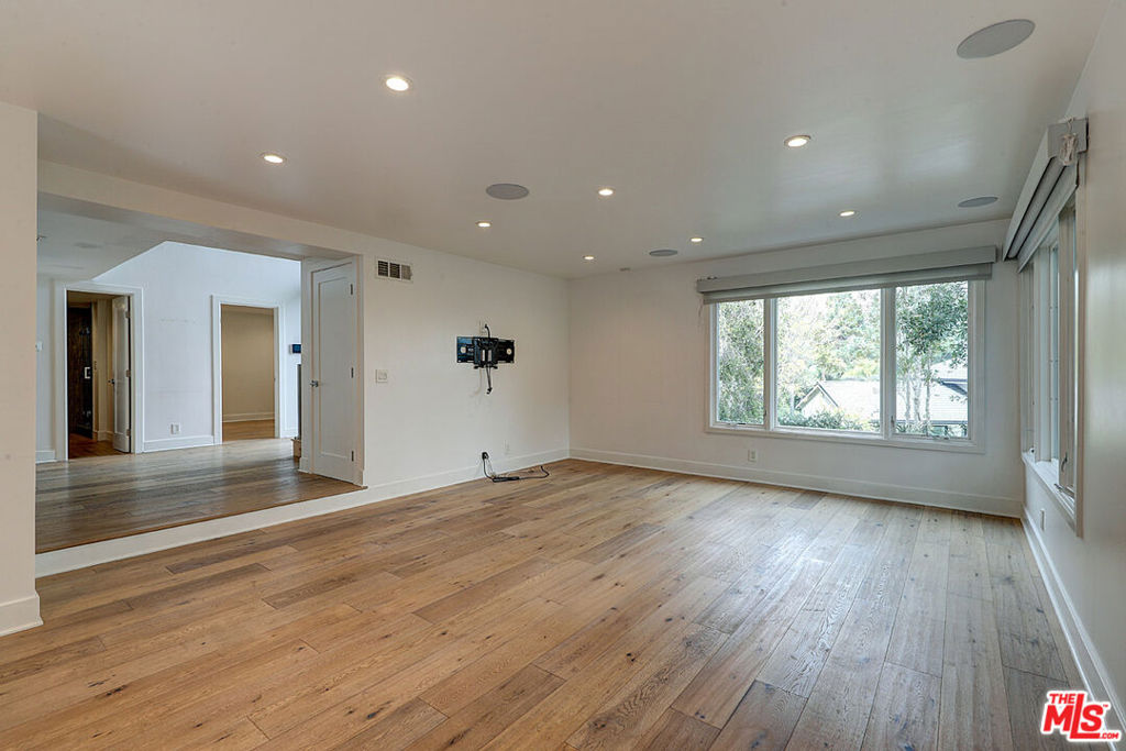 10832 Wrightwood Lane