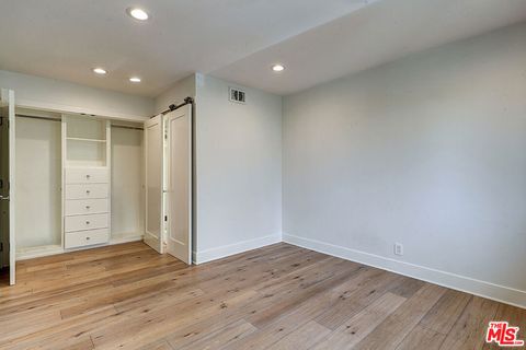 Tiny photo for 10832 Wrightwood Lane, Studio City, CA 91604 (MLS # 26642189)