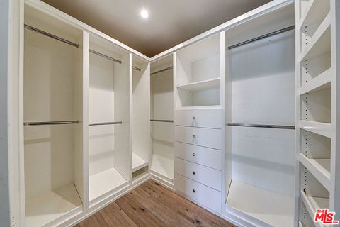 Tiny photo for 10832 Wrightwood Lane, Studio City, CA 91604 (MLS # 26642189)