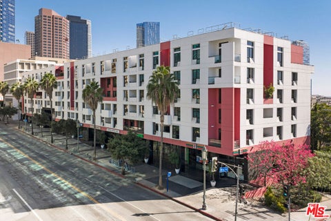 Photo of 1234 Wilshire Boulevard #115, Los Angeles, CA 90017 (MLS # 26996331)