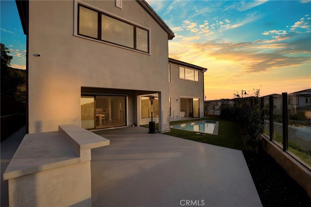 Photo of 20204 W Albion Way, Porter Ranch, CA 91326 (MLS # SR26072383)