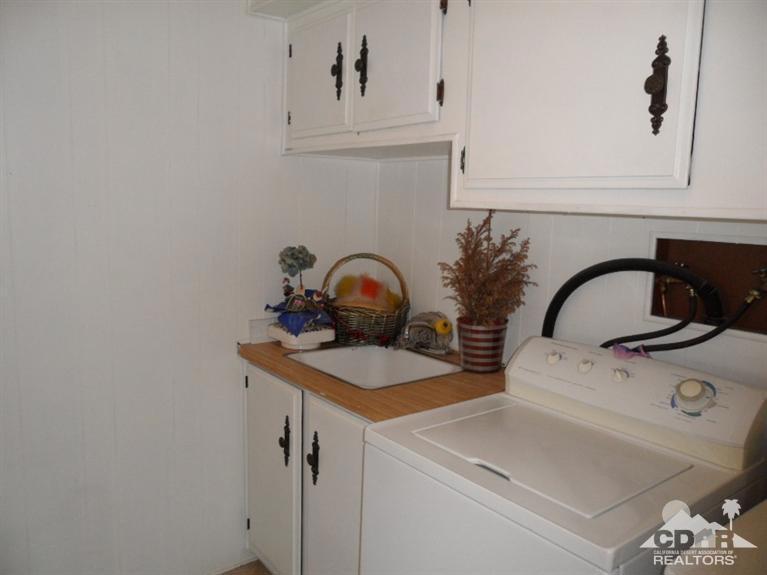 Tri Palm Estates - Manufactured In Park