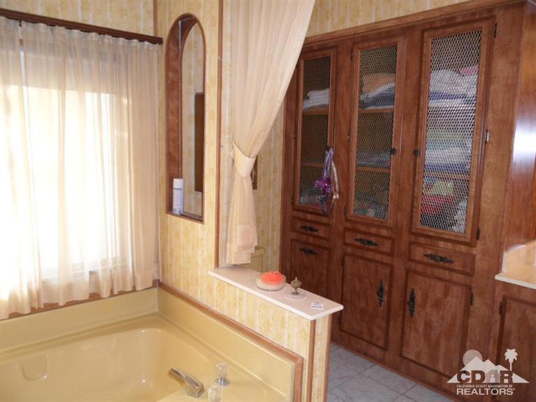 Tri Palm Estates - Manufactured In Park