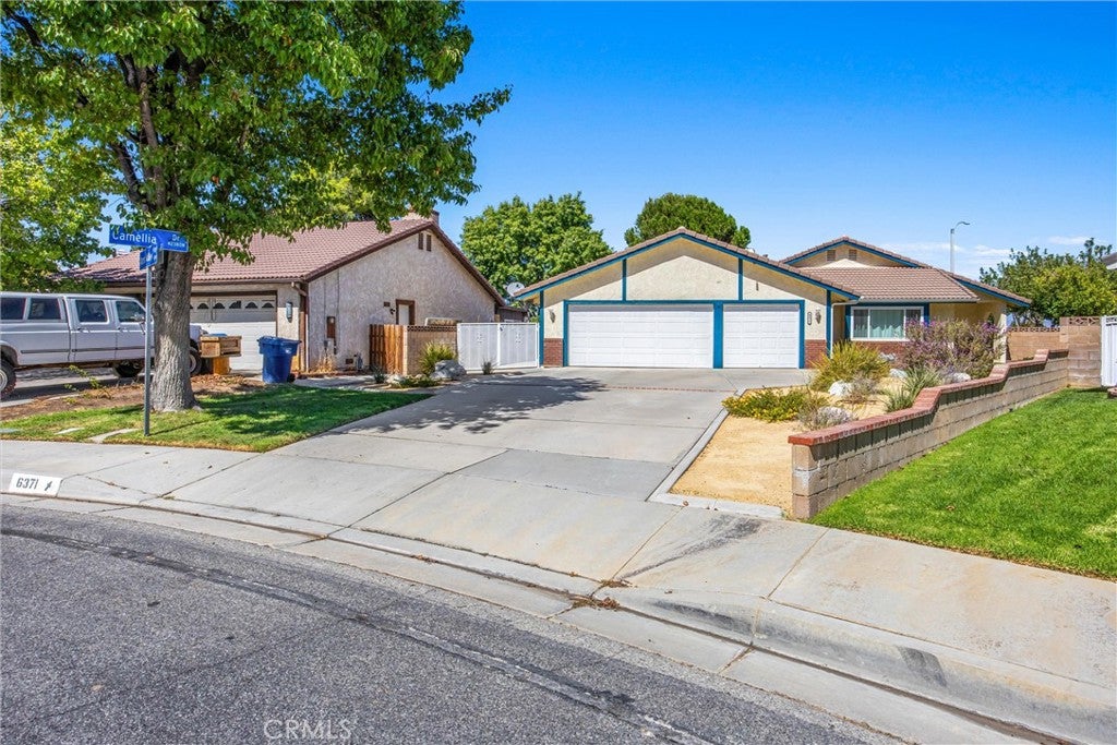 6371 Almond Valley
