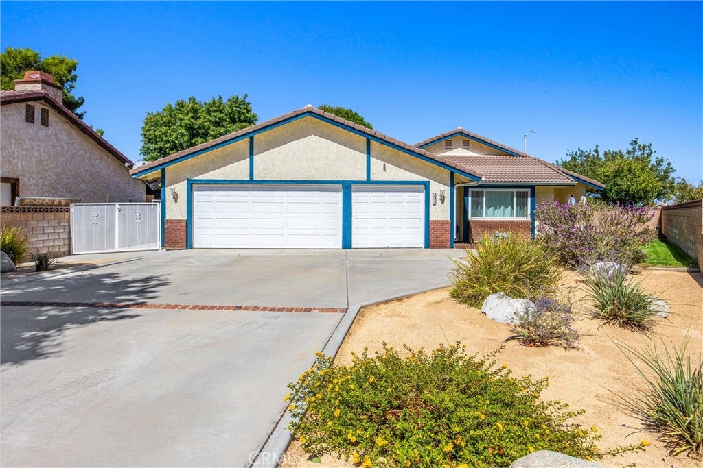 6371 Almond Valley