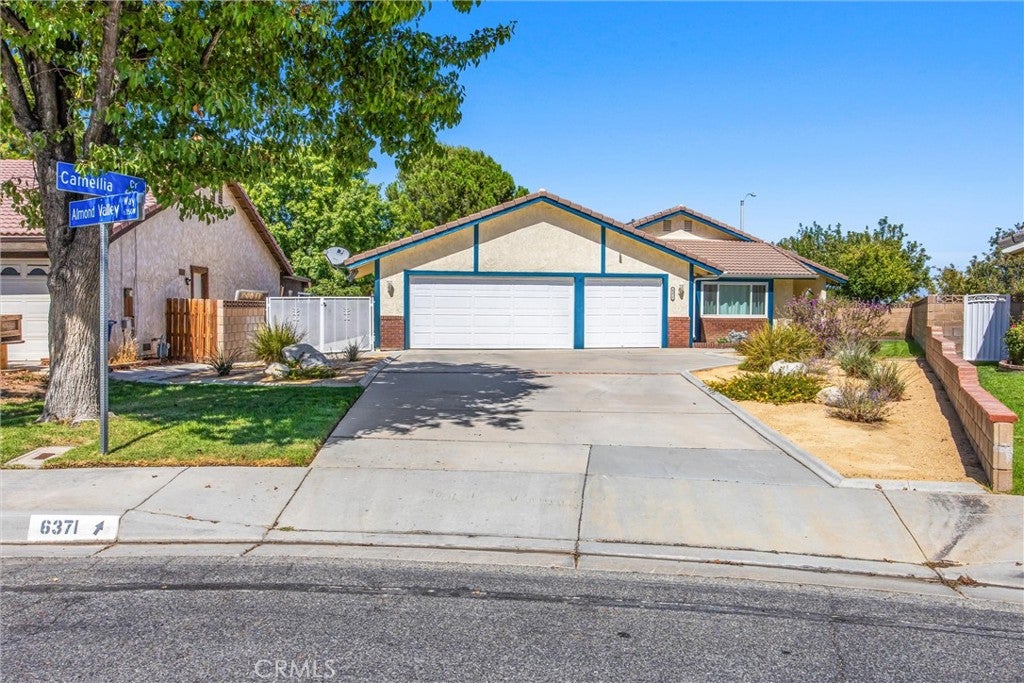 6371 Almond Valley
