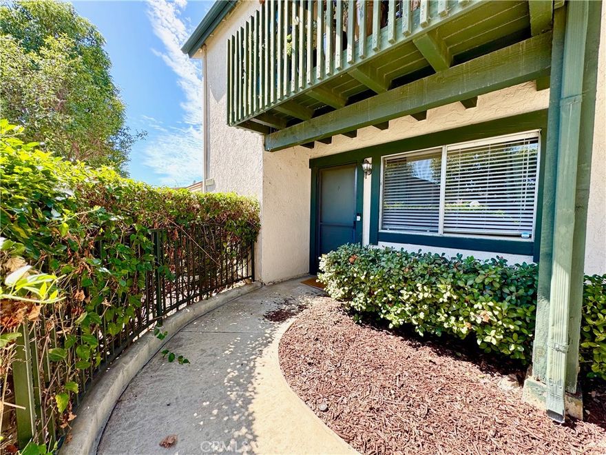 Look no further than this charming 1 bed, 1 bath condo in the Aliso Creek Villas of Lake Forest. This home features updated vinyl flooring, an open living area, and a private patio. The spacious Primary bedroom offers an en-suite and walk-in closet. Laundry closet includes washer/dryer. Enjoy access to three community pools and a playground. This property is centrally located and close to nearby shopping centers, the Lake Forest Golf Course, and the 5 Freeway. This is a great opportunity to own a home at a great price!