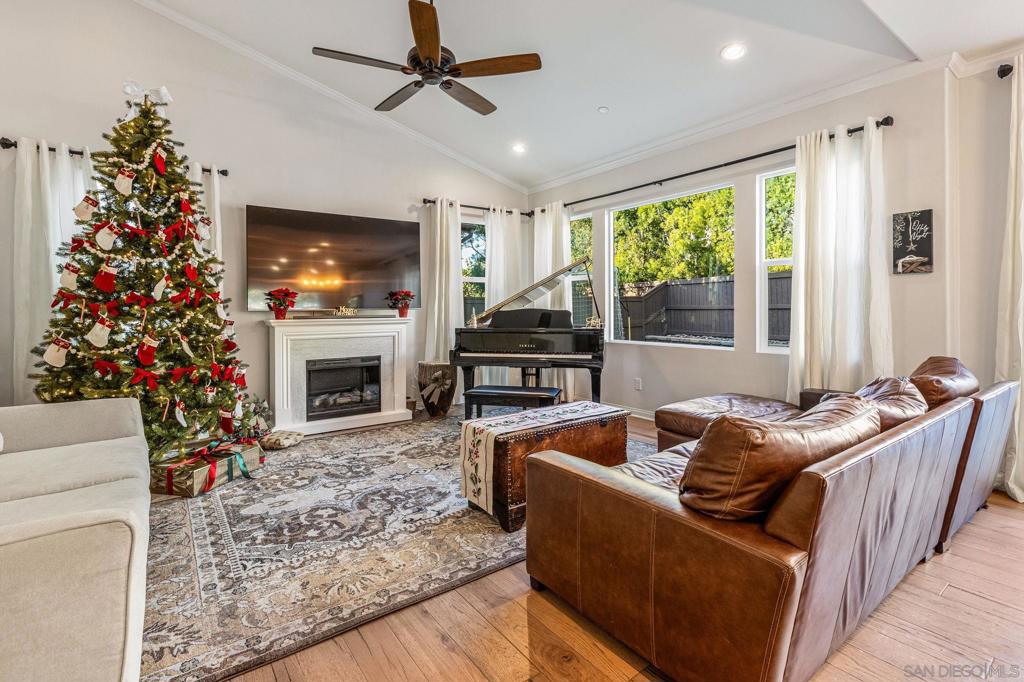 2769 Overlook Point Dr