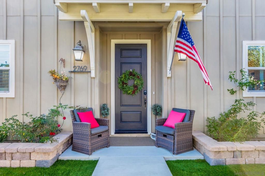 Photo of 2769 Overlook Point Dr Dr, Escondido, CA 92029 (MLS # 250044820SD)