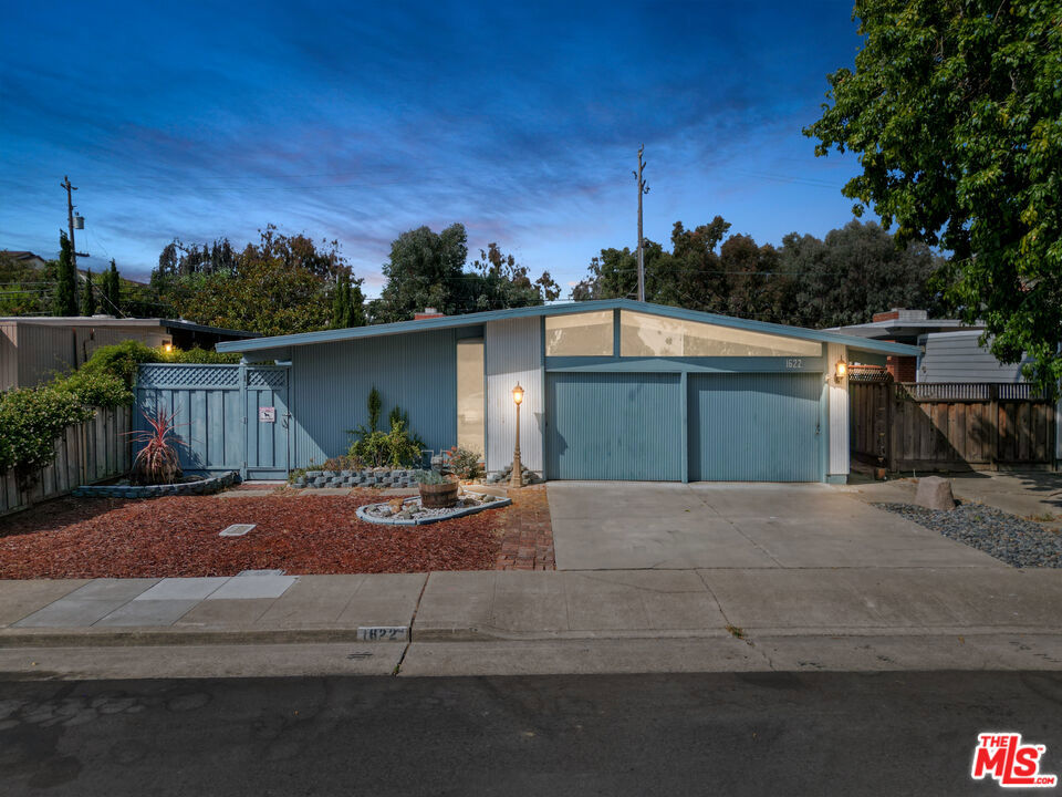Welcome to this lovely 4-bedroom, 2-bath Eichler home nestled near 19th Ave Park in the heart of San Mateo! Offering about 1,540 square feet of bright and open living space, this mid-century modern gem features open beam ceilings and large garden windows that bring in plenty of natural light. The spacious living room connects seamlessly to a thoughtfully designed kitchen, ideal for both daily living and entertaining. Located in a sought-after Peninsula neighborhood, you're just minutes from major employers such as Snowflake& Workday. Commuting is easy with quick access to Highways 101 and 92, Caltrain, El Camino Real, plus nearby shopping at Trader Joe's, Hillsdale Mall, and more. This home is zoned for the highly rated Aragon High School and falls within the San Mateo-Foster City Elementary School District.