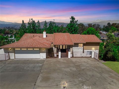 Photo of 770 S Tonopah Court, San Dimas, CA 91773 (MLS # CV26055294)
