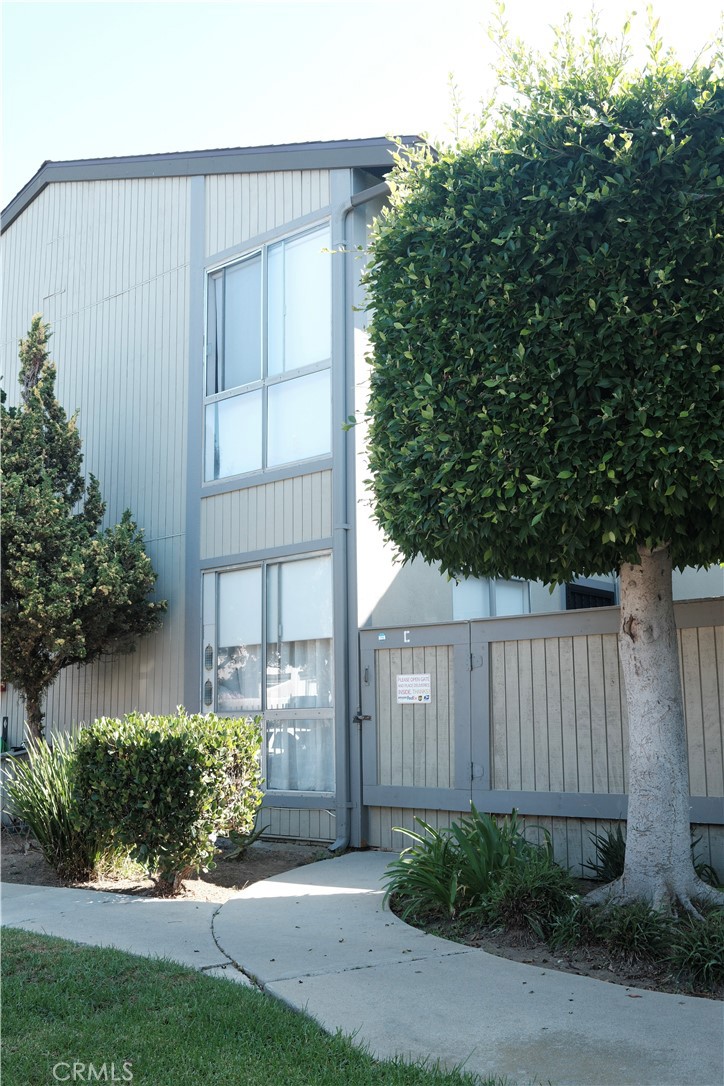 Clean and airy 2-story condominium in gated Mariners Park Village, this home provides a convenient Torrance lifestyle- with quick access to the 110, 405, and 91 freeways, making commuting a breeze. This home features 2 bedrooms, 2 bathrooms (one on each floor!), a modern kitchen with updated finishes, and a private patio perfect for relaxing or entertaining. Additional perks include dedicated parking with extra storage and the potential to expand or build up.
Enjoy low HOA fees that cover access to community pools, laundry facilities, and guest parking. The neighborhood is convenient to grocery stores, banks, gyms, coffee shops, and restaurants, offering everything you need just minutes from home. Bright and functional, this home provides a comfortable, convenient Torrance lifestyle with both safety and accessibility.