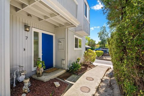 Photo of 1200 Capitola Road #7, Santa Cruz, CA 95062 (MLS # ML82046819)