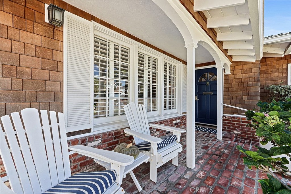 Photo of 622 18th Street, Manhattan Beach, CA 90266 (MLS # SB26226058)