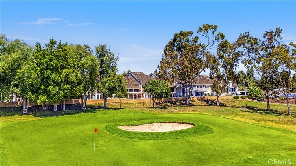 6068 Avenida De Castillo