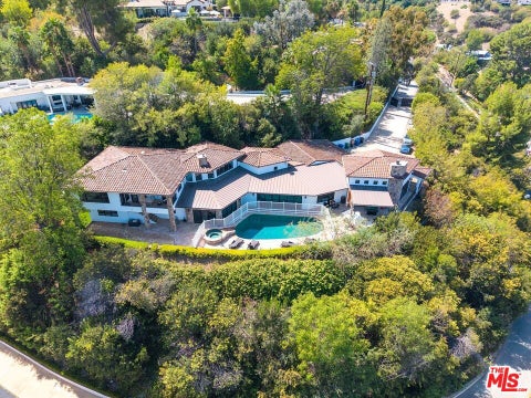 Photo of 4550 Gable Drive, Encino, CA 91316 (MLS # 26103754)