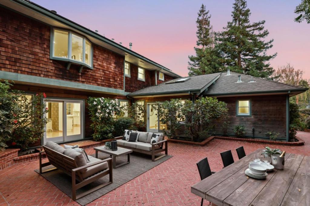 408 Warren Road