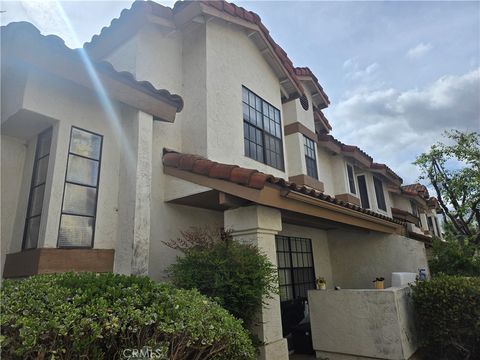 Photo of 1651 S Juniper St, Escondido, CA 92025 (MLS # OC26087962)