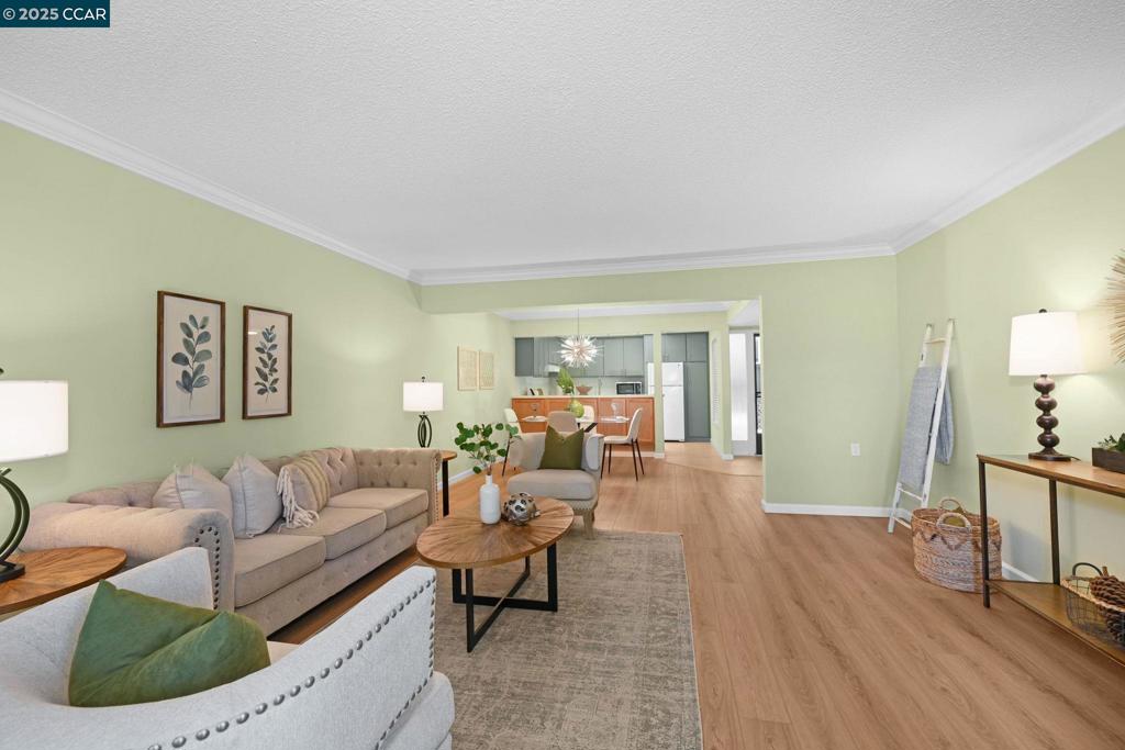 ROSSMOOR - Residential Lease