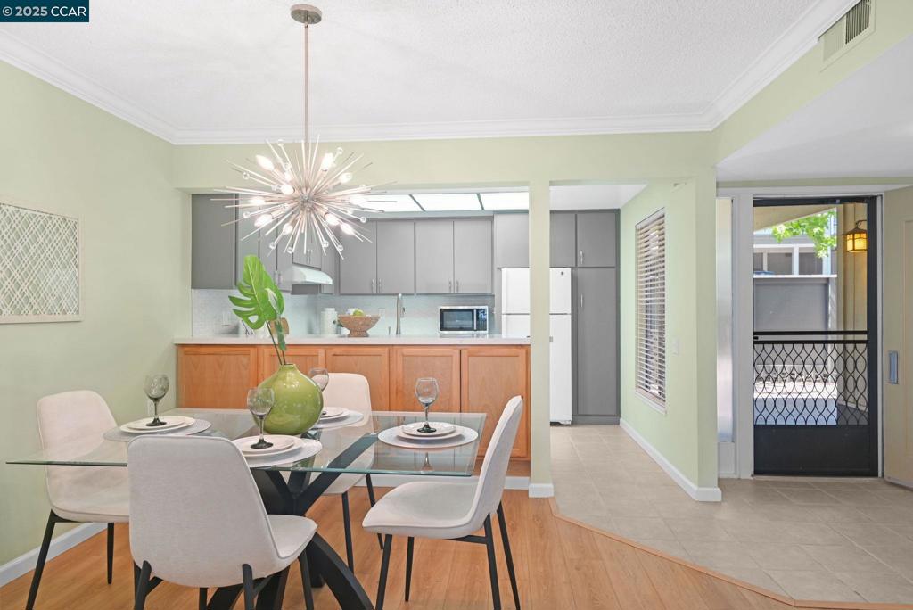 ROSSMOOR - Residential Lease