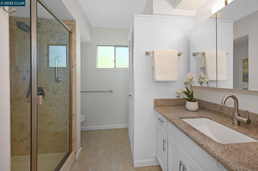 ROSSMOOR - Residential Lease