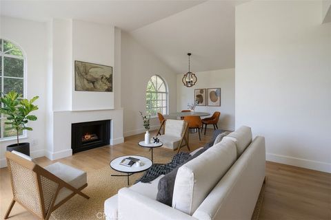 89 Alberti Aisle Irvine CA 92614