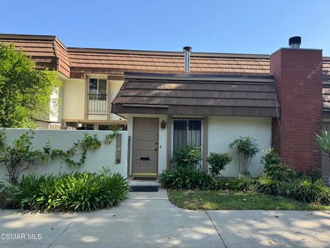 Photo of 22261 James Alan Circle, Chatsworth, CA 91311 (MLS # 225003245)