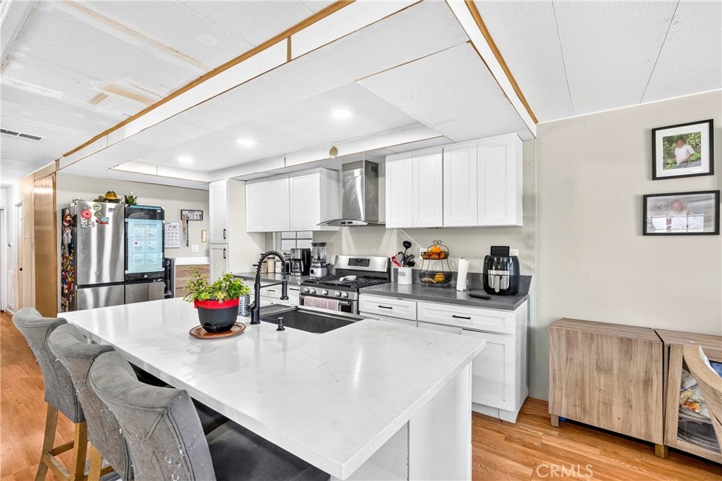 150 E De Anza Lane 150