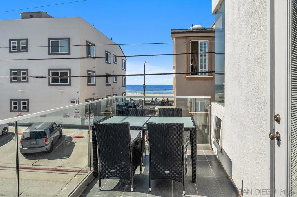 Pacific Beach - Residential Income