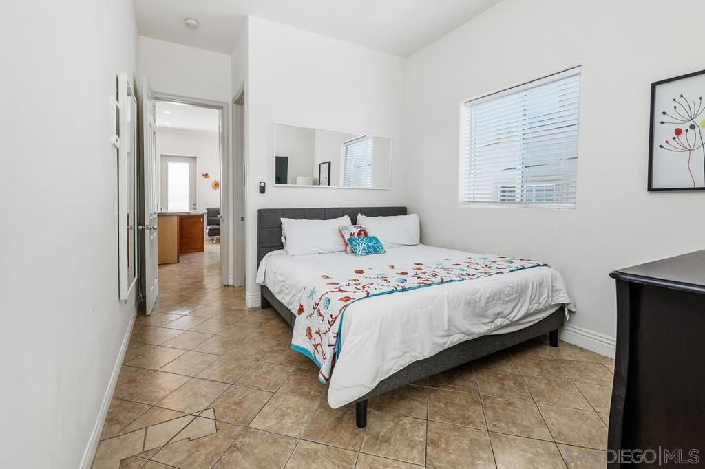 Pacific Beach - Residential Income