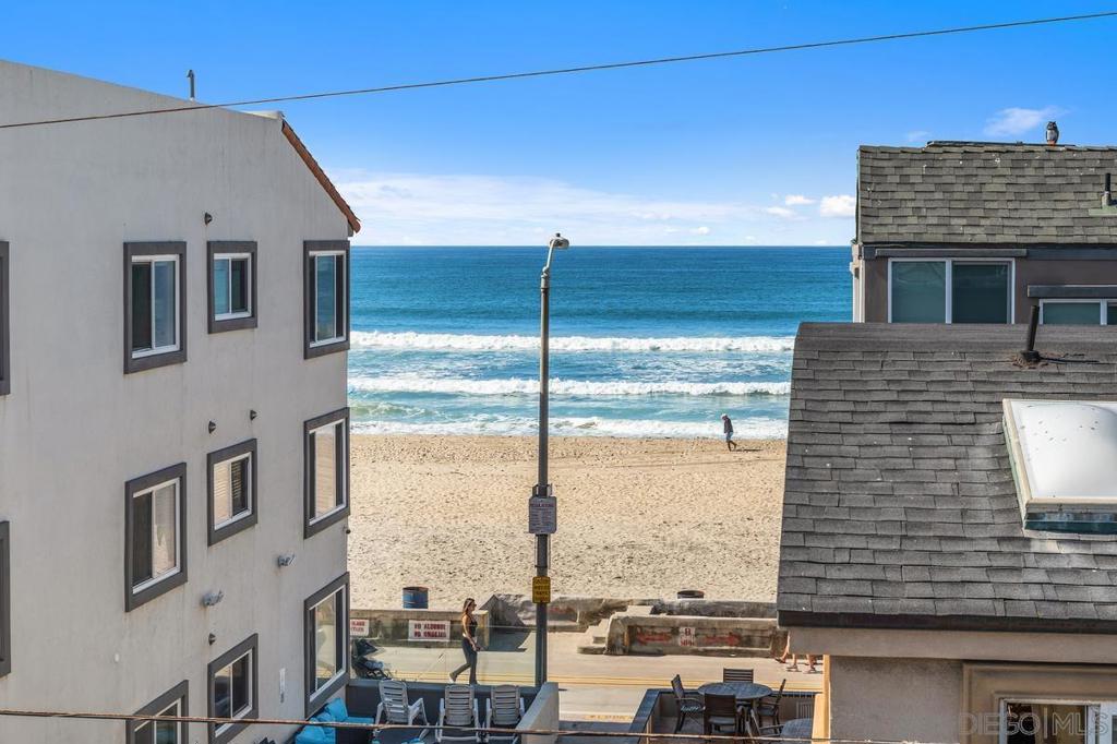 Pacific Beach - Residential Income