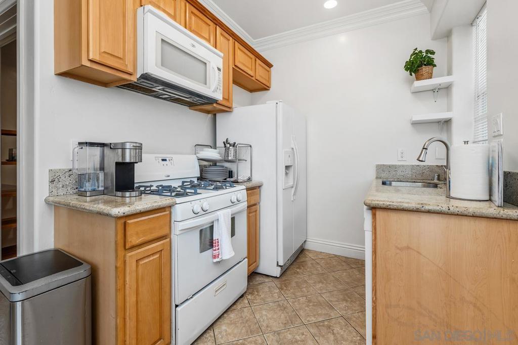 Pacific Beach - Residential Income