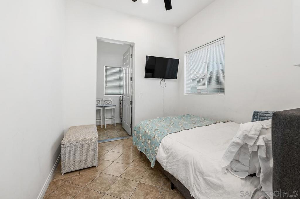 Pacific Beach - Residential Income