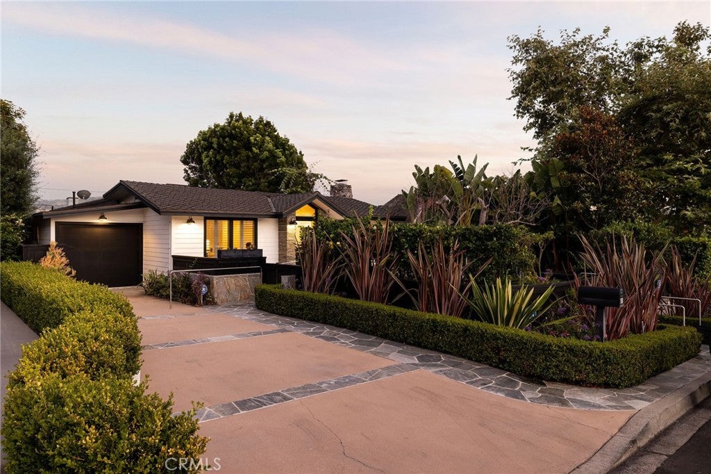 461 Linden Street, Laguna Beach CA 92651