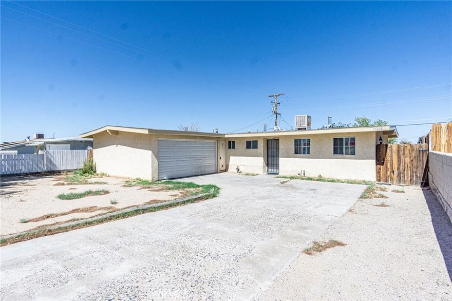 This 3-bedroom, 1.5-bath home is located in the desirable Lenwood area of Barstow. Featuring a bright kitchen with plenty of cabinet space, tile flooring throughout the main living areas, and an open layout that’s perfect for everyday living. The home also includes a spacious yard with potential for outdoor entertaining or gardening. Conveniently situated near schools, shopping, and easy freeway access, this property offers both comfort and convenience.
