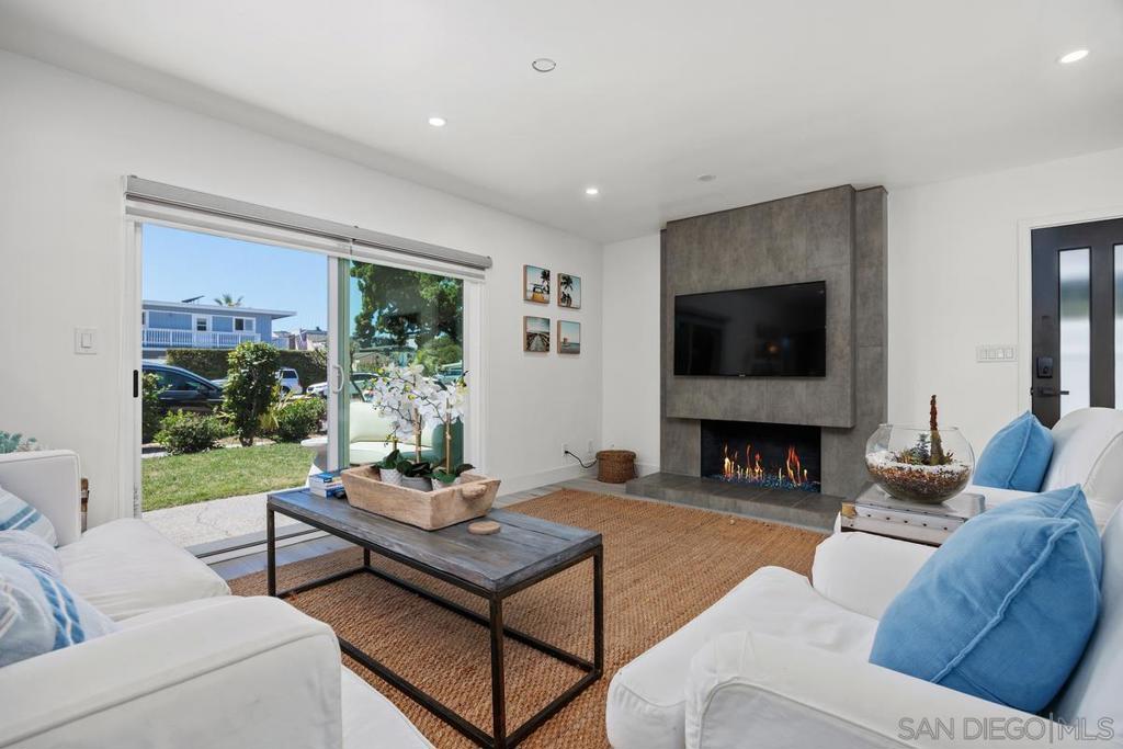 Del Mar - Residential Lease