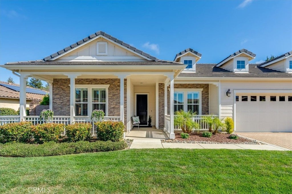 1689 Louise Lane