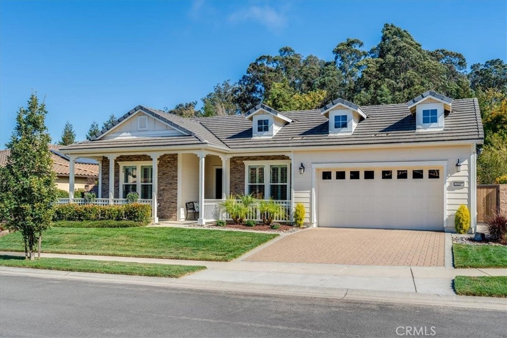 1689 Louise Lane