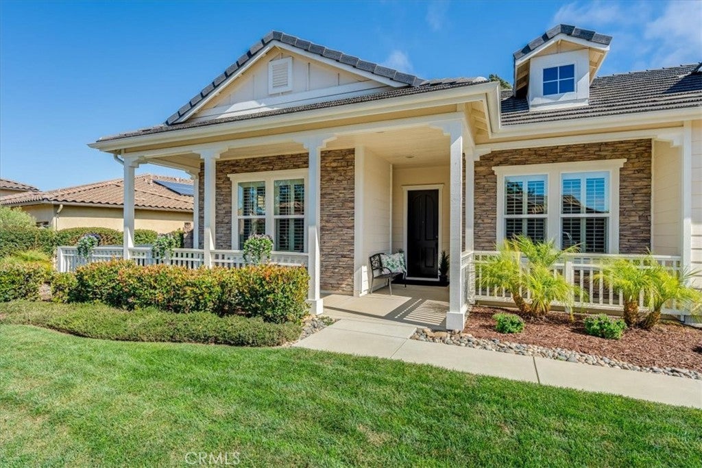 1689 Louise Lane