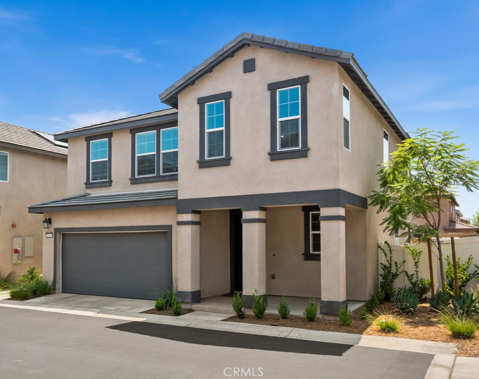 2502 Gunner Ridge Way