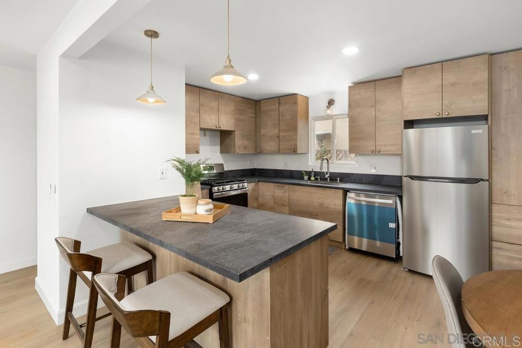 1204 08 13th Street